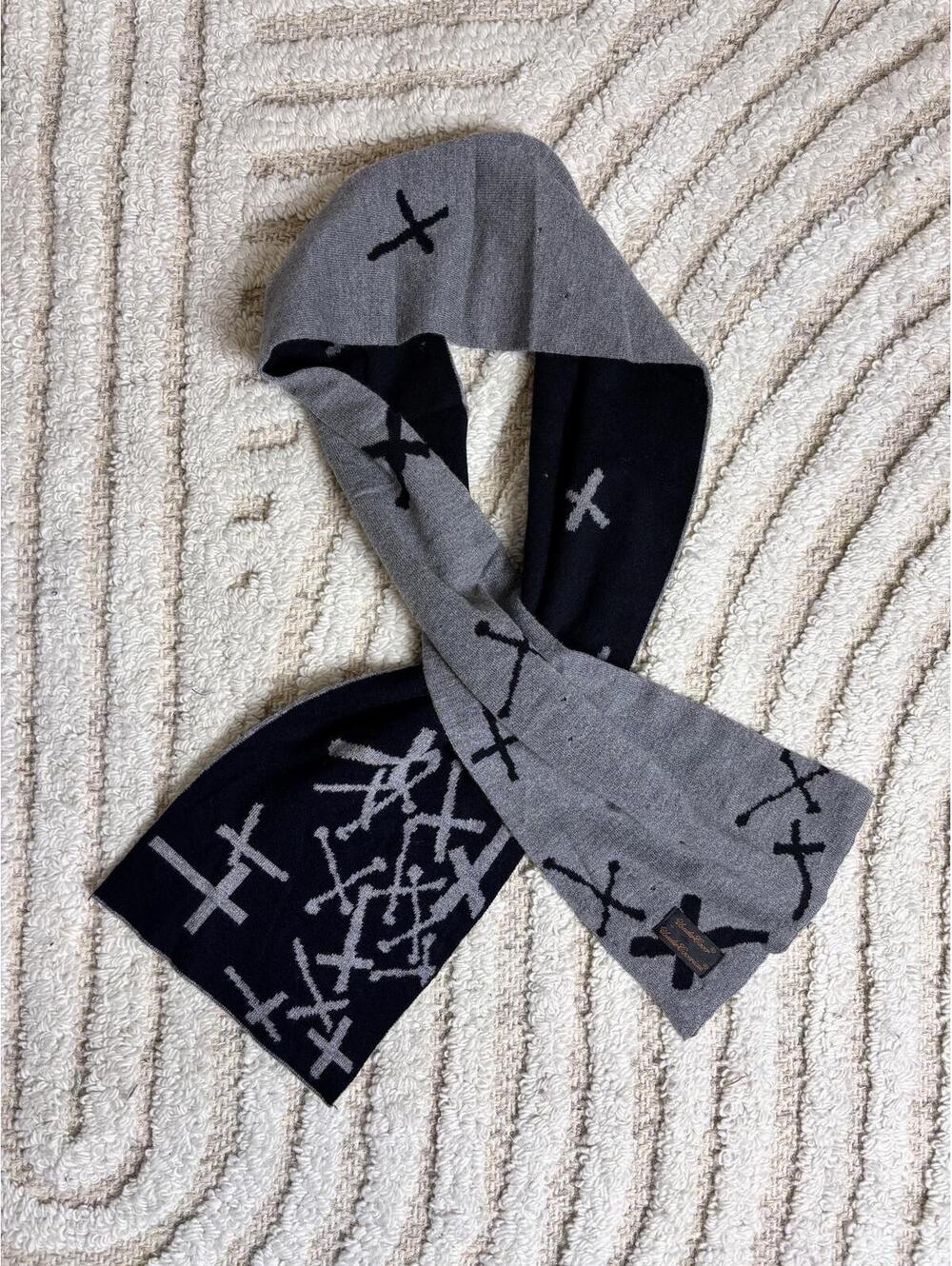 Undercover Cross Motif Scarf